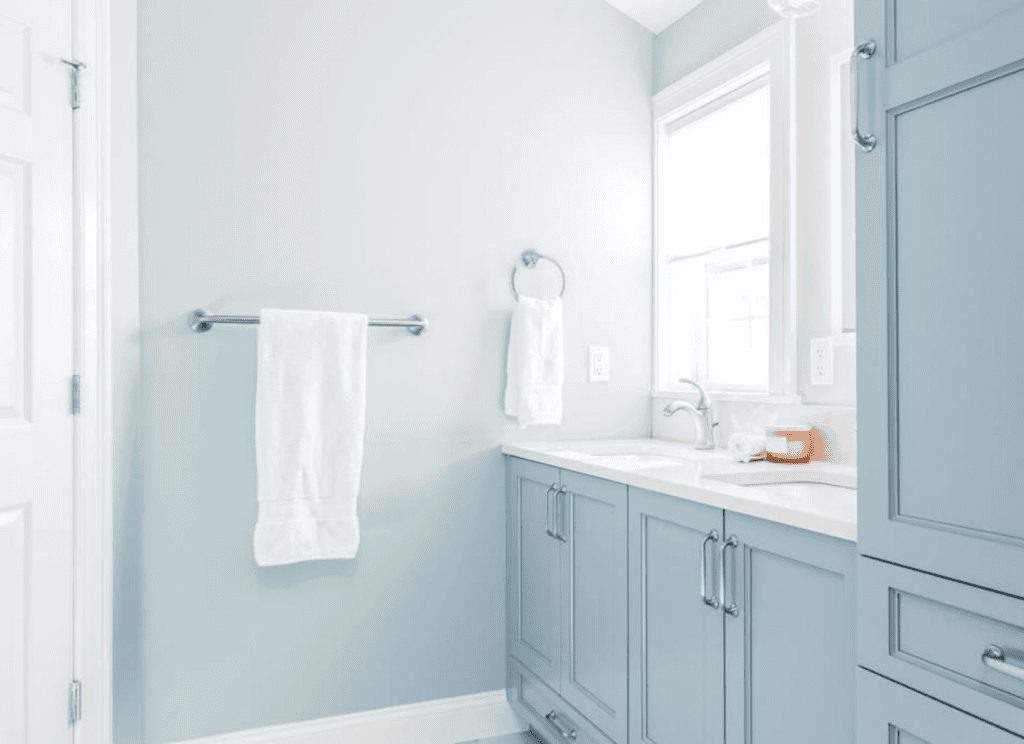 coastal bathroom NH